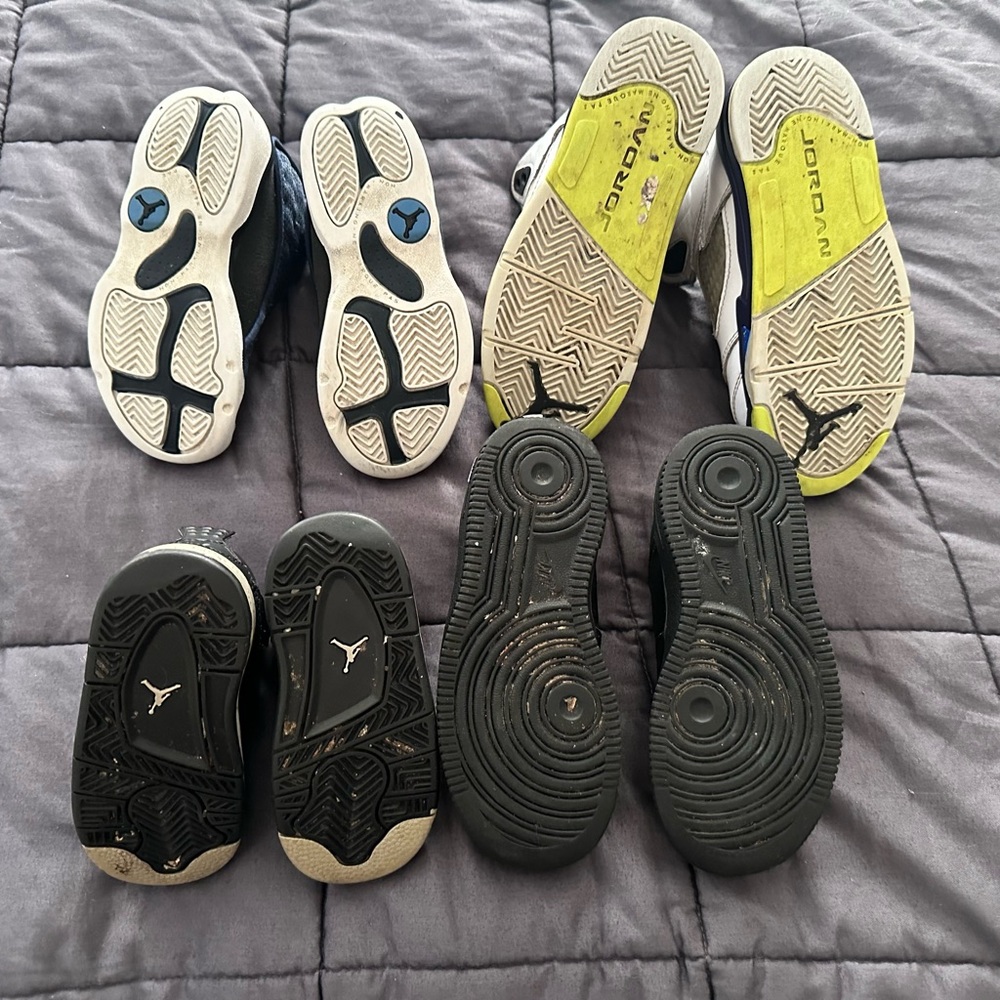 3 pair of beater Air Jordans and 1 Nike air force 1 - Picture 5 of 5